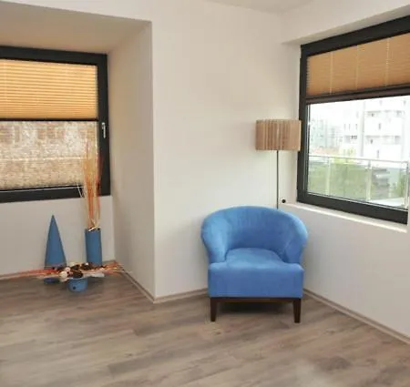 Хотел бургаски свободен *