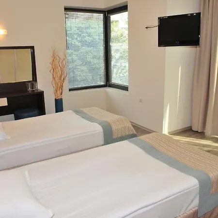 бургаски свободен Хотел Бургас